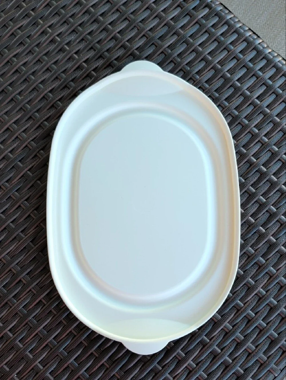 NWOT Tupperware OvenWorks 3 Quart Oval